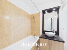 Appartement 2 pièces<span></span>32,48 m²<span></span>Balcon<span></span>Parking<span></span>Cognac