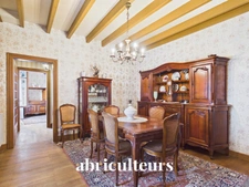 Immeuble avec fort potentiel<span></span>159 m²<span></span>Chalais (16210)