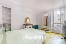 Appartement<span></span>2/3 pièces<span></span>61 m²<span></span>Paris 6