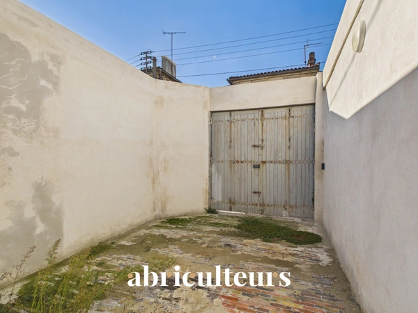 Maison avec extérieur et rénovation récente en vente à Cognac 16100