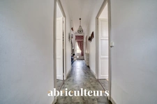 Maison rénovée<span></span>190 m²<span></span>6 pièces avec cour<span></span>Matha