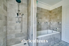 Charmante maison rénovée<span></span>5 pièces<span></span>154 m²<span></span>Saint-Hilaire de Villefranche