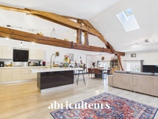 Immeuble polyvalent de 333 m²<span></span>Saint-Savinien