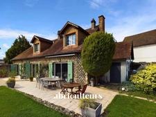 Maison familiale 5 pièces – 188 m² – Saint-Symphorien-le-Château – 349 965 € FAI