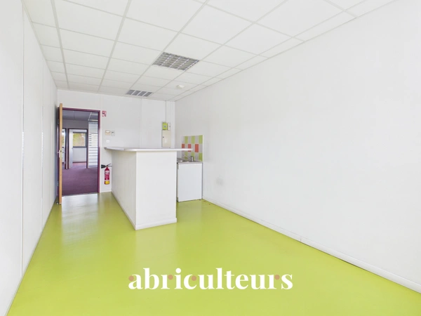 Bureaux lumineux et climatisés en vente à Chartres ZAC du parc d'Archevilliers 28000