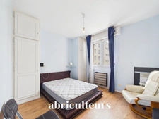 Appartement MEUBLÉ 2 pièces <span></span>49,76 m²<span></span>2e étage avec parking<span></span>Chartres