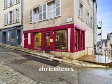 Local commercial avec terrasses – 152 m² – Secteur dynamique – 199 800 € TTC