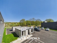 Local commercial<span></span>44 m²<span></span>1 pièce<span></span>Luisant