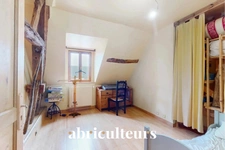 Ancien Corps de Ferme Rénové<span></span>260 m²<span></span>Terrain 1 650 m²<span></span>390 000 € FAI