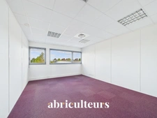 Bureaux lumineux et climatisés en vente à Chartres ZAC du parc d'Archevilliers 28000