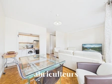 Appartement MEUBLÉ 2 pièces <span></span>49,76 m²<span></span>2e étage avec parking<span></span>Chartres