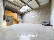 Local d’activité de 270 m² – À 1h de Paris, au cœur d’une zone stratégique