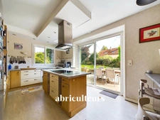 Maison familiale 5 pièces – 188 m² – Saint-Symphorien-le-Château – 349 965 € FAI