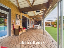 Ensemble Immobilier Rare & Polyvalent : 360 m² de Local Pro + 460 m² d'Habitation sur Terrain de + 6 000 m²