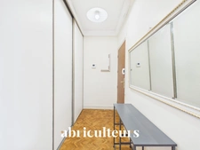 Appartement MEUBLÉ 2 pièces <span></span>49,76 m²<span></span>2e étage avec parking<span></span>Chartres