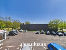 Local commercial<span></span>44 m²<span></span>1 pièce<span></span>Luisant
