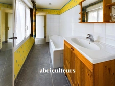 Maison de ville familiale avec jardin – 5 pièces – 119 000 € TTC