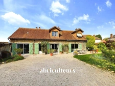 Maison familiale 5 pièces – 188 m² – Saint-Symphorien-le-Château – 349 965 € FAI