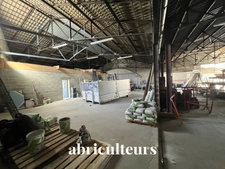 Local industriel avec bureaux  à Châteaudun 28200