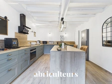 Maison chaleureuse 7 pièces, 210 m² avec grand jardin en plein centre de Gallardon