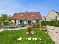 Maison  5 pièces<span></span>125 m²<span></span>Châteaudun<span></span>249 900 € FAI