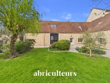 Maison chaleureuse 7 pièces, 210 m² avec grand jardin en plein centre de Gallardon