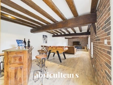 Maison chaleureuse 7 pièces, 210 m² avec grand jardin en plein centre de Gallardon