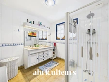 Maison  5 pièces<span></span>125 m²<span></span>Châteaudun<span></span>249 900 € FAI