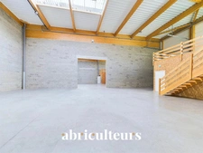 Local d'activité Chartres 720 m²
