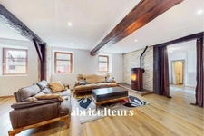 Ancien Corps de Ferme Rénové – 260 m² – Terrain 1 650 m² – 390 000 € FAI