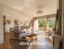 Maison familiale 180 m²<span></span>8 pièces<span></span>Jardin et piscine<span></span>Bordeaux Saint-Augustin