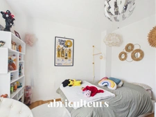 Maison familiale 180 m²<span></span>8 pièces<span></span>Jardin et piscine<span></span>Bordeaux Saint-Augustin