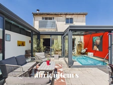 Maison de 184 m² avec 9 pièces à Le Bouscat Parc de l’Ermitage