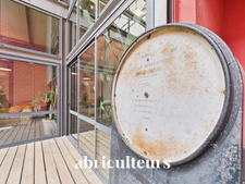 Location de bureaux avec piscine Rive droite