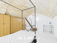 Investissement premium au cœur de Bordeaux : 128 m² rénovés dans le quartier de Pey-Berland à Bordeaux