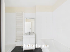 Appartement  traversant– 72,8 m² – 3 pièces – Bordeaux Rue de Pessac