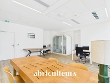 Bureaux Opérés de Prestige en vente à Bordeaux Triangle d'Or (33000)