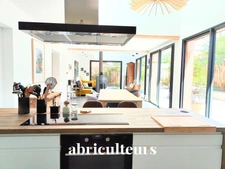 Confort absolu à La Teste : maison contemporaine, prestations haut de gamme & revenus locatifs