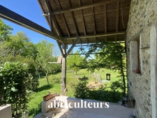 Havre de paix en Périgord Vert : propriété intime au bout d’une voie sans issue