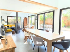 Confort absolu à La Teste : maison contemporaine, prestations haut de gamme & revenus locatifs