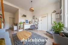 Appartement 4 pièces<span></span>62 m²<span></span>Terrasse de 18 m²<span></span>Bordeaux place saint martial