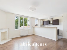 Appartement  traversant– 72,8 m² – 3 pièces – Bordeaux Rue de Pessac