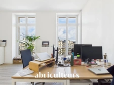 Prestigieux Bureaux de 196 m² en vente à Bordeaux/Allées de Tourny (33000)