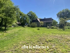 Havre de paix en Périgord Vert : propriété intime au bout d’une voie sans issue