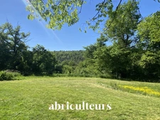 Havre de paix en Périgord Vert : propriété intime au bout d’une voie sans issue