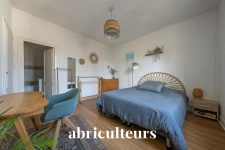 Appartement 4 pièces<span></span>62 m²<span></span>Terrasse de 18 m²<span></span>Bordeaux place saint martial