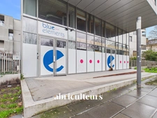 Bureaux d'Exception de 200 m² – Bordeaux Cours de la Marne Luminosité et Accessibilité PMR