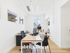 Prestigieux Bureaux de 196 m² en vente à Bordeaux/Allées de Tourny (33000)