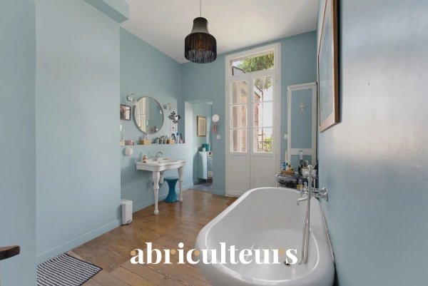 Maison bourgeoise avec jardin et terrasse en vente à Bordeaux