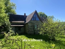 Havre de paix en Périgord Vert : propriété intime au bout d’une voie sans issue